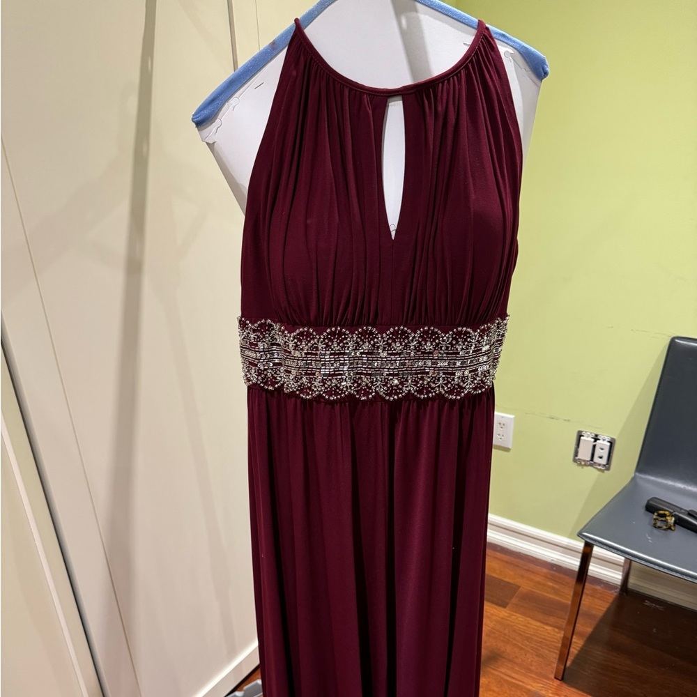 R&M Richard wine colored dress